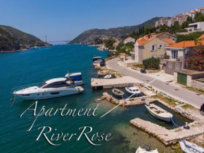  Apartment River Rose  Мокошица